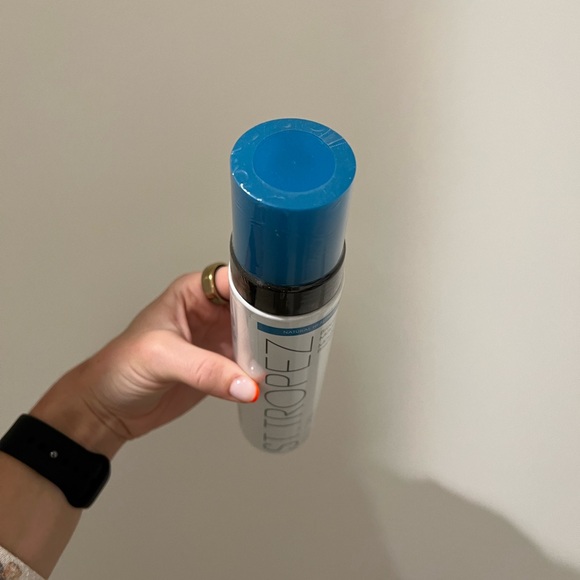 St. Tropez Self Tan Classic Bronzing Mousse - Picture 2 of 2